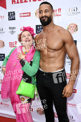 Olivia Jones & Kult Kieztouren Sommerparty in Hamburg