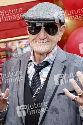 Olivia Jones & Kult Kieztouren Sommerparty in Hamburg