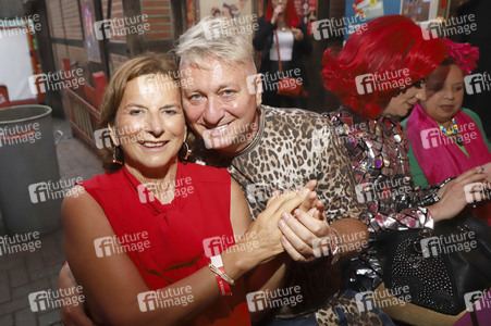 Olivia Jones & Kult Kieztouren Sommerparty in Hamburg