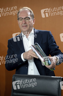 11. Sitzung des Bundeskabinetts in Berlin