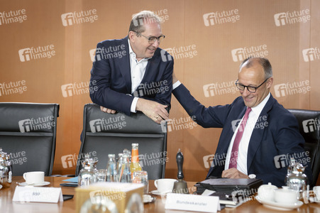 11. Sitzung des Bundeskabinetts in Berlin