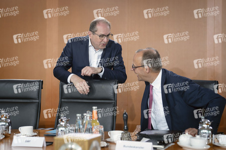 11. Sitzung des Bundeskabinetts in Berlin