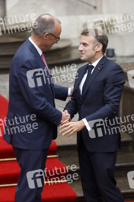 Empfang des französischen Staatspräsidenten in Berlin