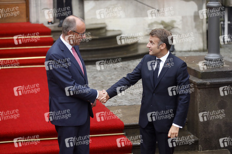 Empfang des französischen Staatspräsidenten in Berlin