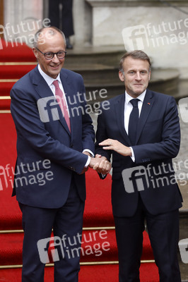 Empfang des französischen Staatspräsidenten in Berlin