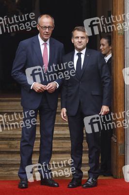 Empfang des französischen Staatspräsidenten in Berlin