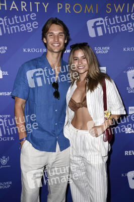 Charity Promi Swim 2025 in Berlin