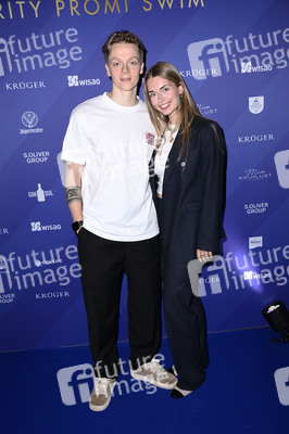 Charity Promi Swim 2025 in Berlin