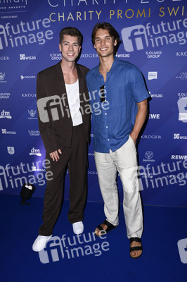 Charity Promi Swim 2025 in Berlin