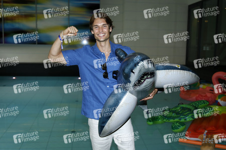 Charity Promi Swim 2025 in Berlin