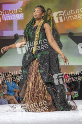 Her Universe Fashion Show, San Diego Comic-Con International 2025