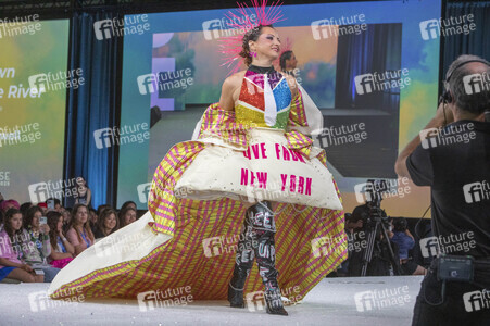 Her Universe Fashion Show, San Diego Comic-Con International 2025