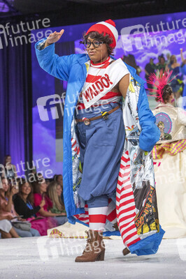 Her Universe Fashion Show, San Diego Comic-Con International 2025