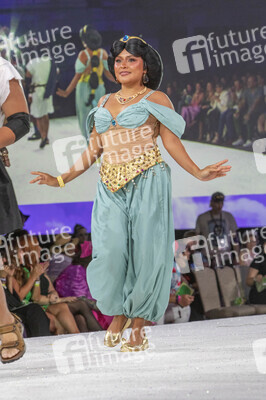 Her Universe Fashion Show, San Diego Comic-Con International 2025