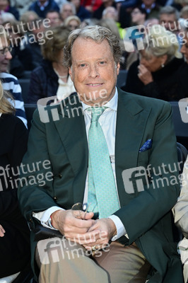 Theaterpremiere 'Jedermann' bei den Thurn und Taxis Schlossfestspielen in Regensburg