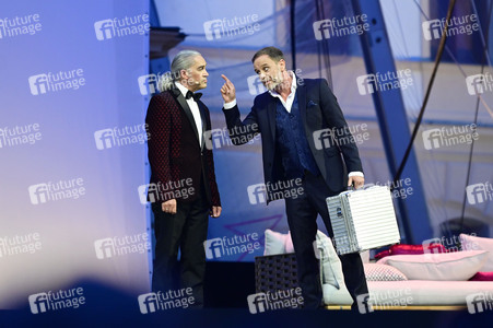 Theaterpremiere 'Jedermann' bei den Thurn und Taxis Schlossfestspielen in Regensburg