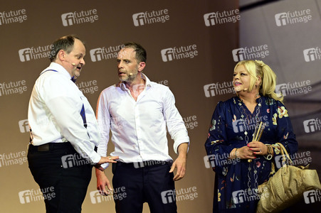 Theaterpremiere 'Jedermann' bei den Thurn und Taxis Schlossfestspielen in Regensburg