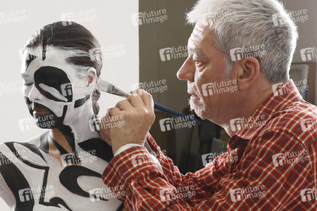 Black & White Bodypainting