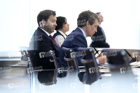 Bundespressekonferenz 'Regierungsentwurf des Bundeshaushalts 2026 und Finanzplan 2027-2029' in Berlin