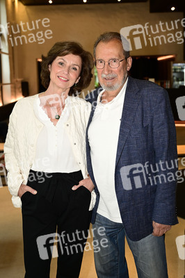 Theaterpremiere 'Vanya' in Berlin