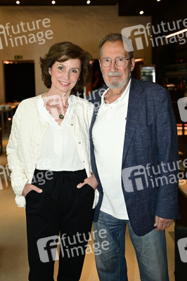 Theaterpremiere 'Vanya' in Berlin