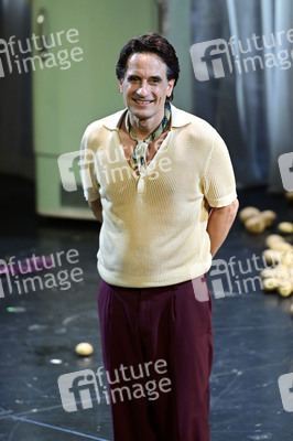 Theaterpremiere 'Vanya' in Berlin