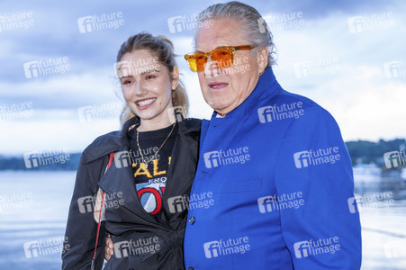 Seirenpremiere 'Hubert ohne Staller' in Starnberg