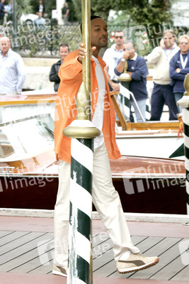Ankunft vom 'Große Haie - Kleine Fische' Cast am Hotel Excelsior, Internationale Filmfestspiele von Venedig 2004