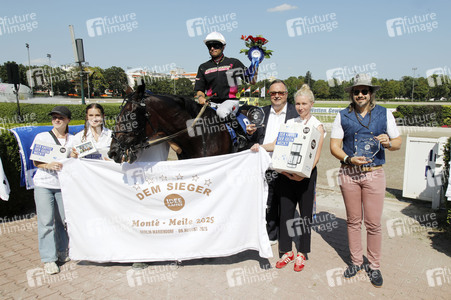 130. Deutsches Traber-Derby in Berlin