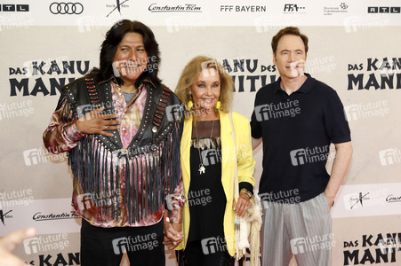 Filmpremiere 'Das Kanu des Manitu' in München