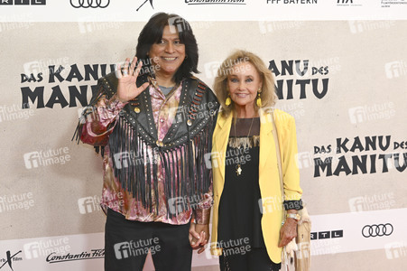 Filmpremiere 'Das Kanu des Manitu' in München