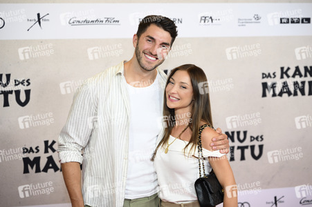 Filmpremiere 'Das Kanu des Manitu' in München