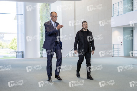 Pressestatement von Selenskyj und Merz in Berlin