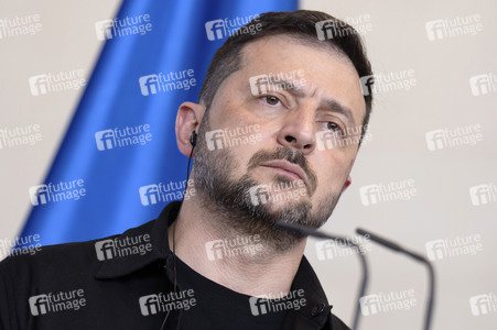 Pressestatement von Selenskyj und Merz in Berlin