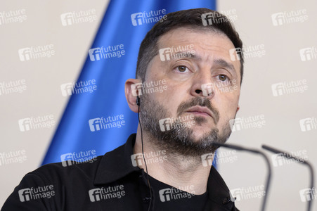 Pressestatement von Selenskyj und Merz in Berlin