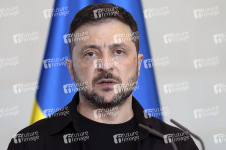 Pressestatement von Selenskyj und Merz in Berlin