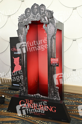 Midsummer Scream - Halloween & Horror Convention in Long Beach