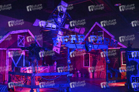 Midsummer Scream - Halloween & Horror Convention in Long Beach