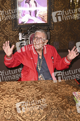 Midsummer Scream - Halloween & Horror Convention in Long Beach