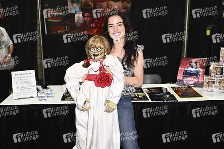 Midsummer Scream - Halloween & Horror Convention in Long Beach