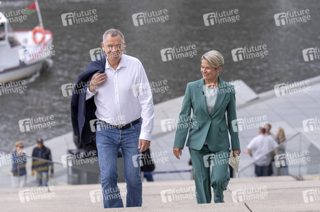 ARD-Sommerinterview mit Jan van Aken in Berlin