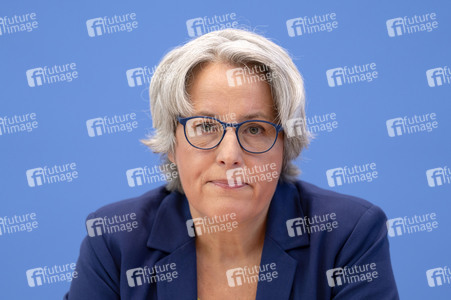 Bundespressekonferenz 'Bundeslagebild Sexualdelikte zum Nachteil von Kindern und Jugendlichen 2024' in Berlin