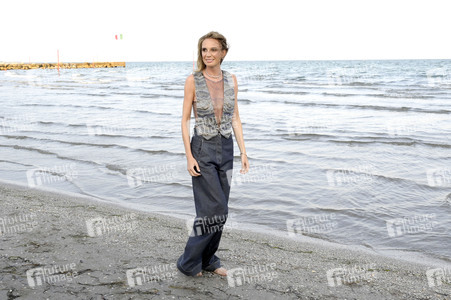 Photocall mit Emanuela Fanelli, Internationale Filmfestspiele von Venedig 2025