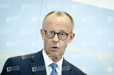 Friedrich Merz und Boris Pistorius beim Pressestatement zu Kabinettsthemen in Berlin