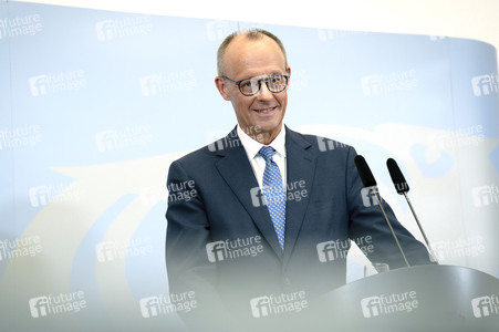 Friedrich Merz und Boris Pistorius beim Pressestatement zu Kabinettsthemen in Berlin