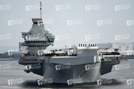 Royal Navy Flugzeugträger HMS Prince of Wales in Tokio