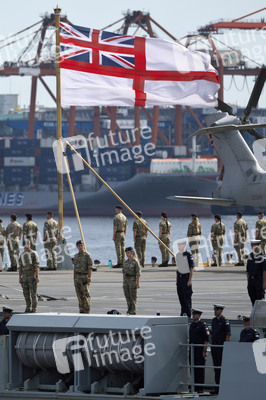 Royal Navy Flugzeugträger HMS Prince of Wales in Tokio
