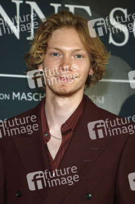 Filmpremiere 'In die Sonne schauen' in Berlin