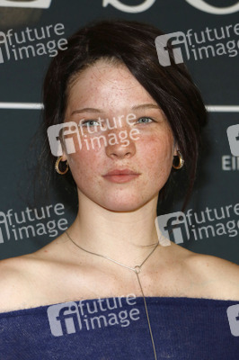 Filmpremiere 'In die Sonne schauen' in Berlin