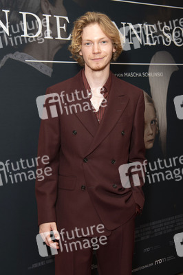 Filmpremiere 'In die Sonne schauen' in Berlin